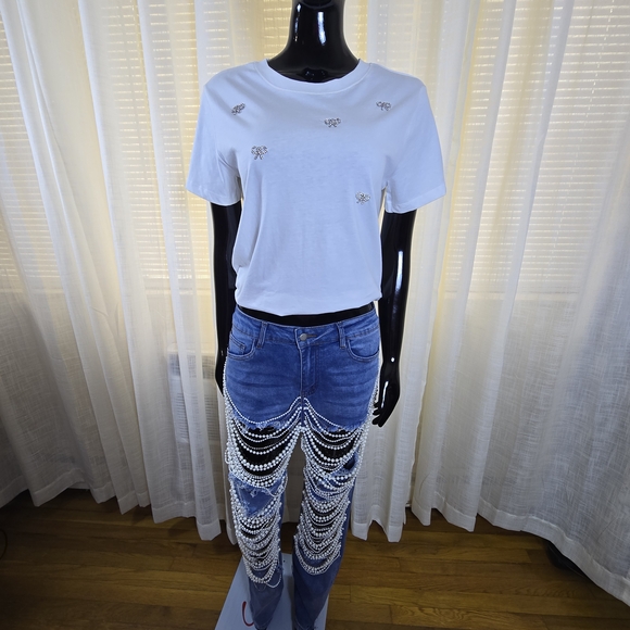 H&M Tops - White Embellished T-Shirt